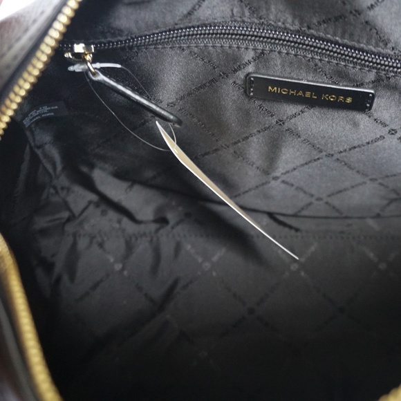 Michael Kors Bedford L Duffle Leather Satchel Bag - Picture 7 of 8